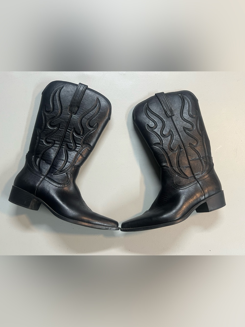 Black Western Cowboy Boots Size 11W Snip Toe Embroidered Pull On